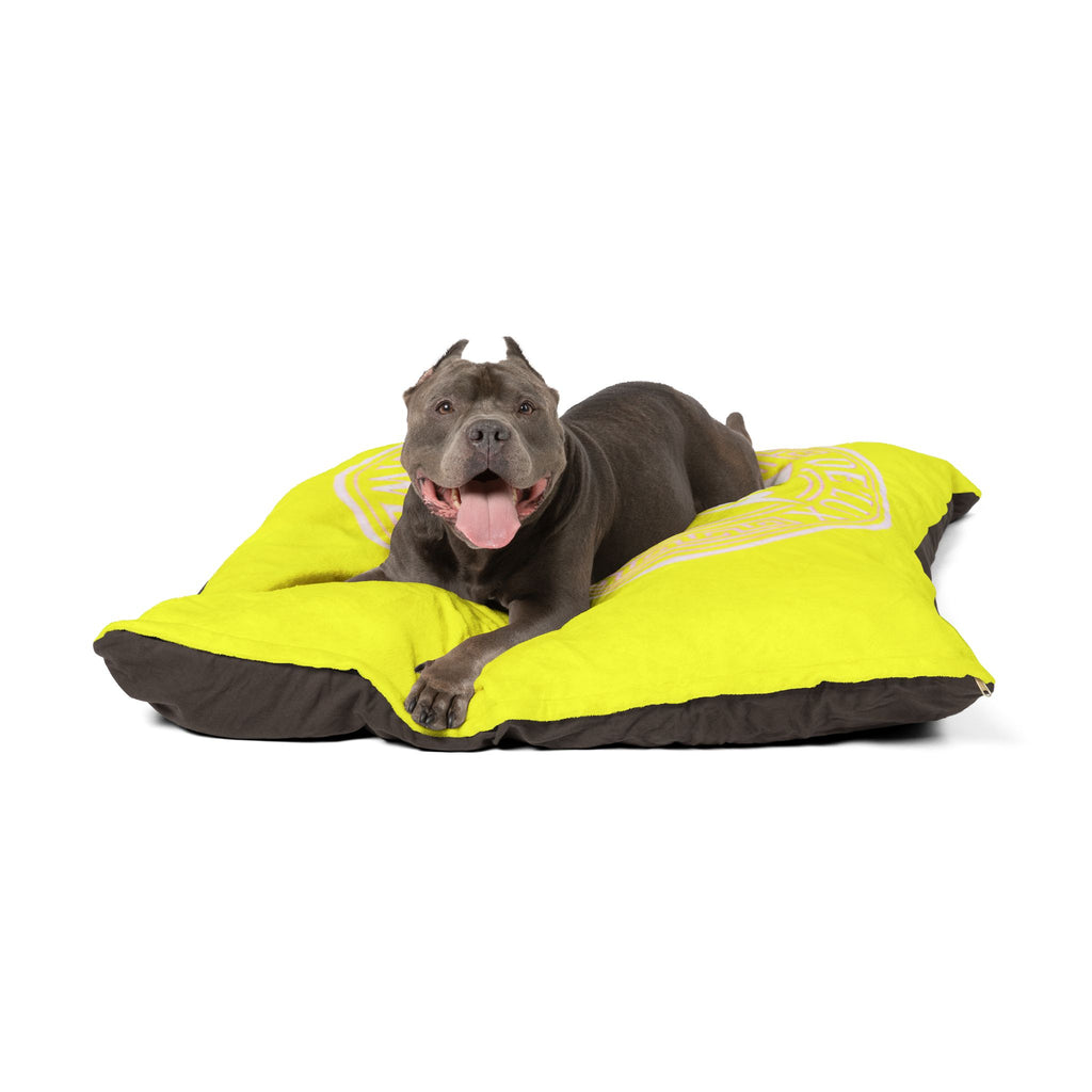 Deluxe Streetwear Yellow Pet Bed — Plush Dog & Cat Cushion with DS Logo