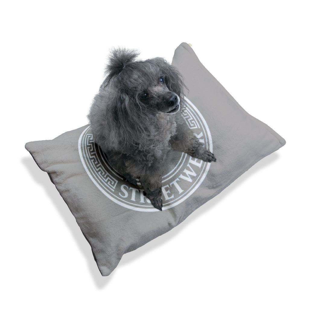 De'Lux Streetwear Logo Pet Bed – Plush Grey Dog & Cat Cushion