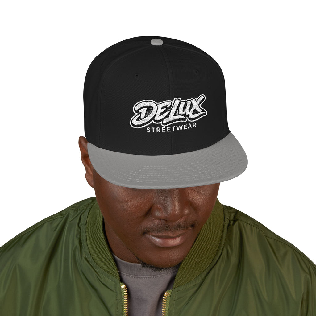 Mens Embroidered 'Delux' Snapback Cap – Streetwear Flat-Brim Hat