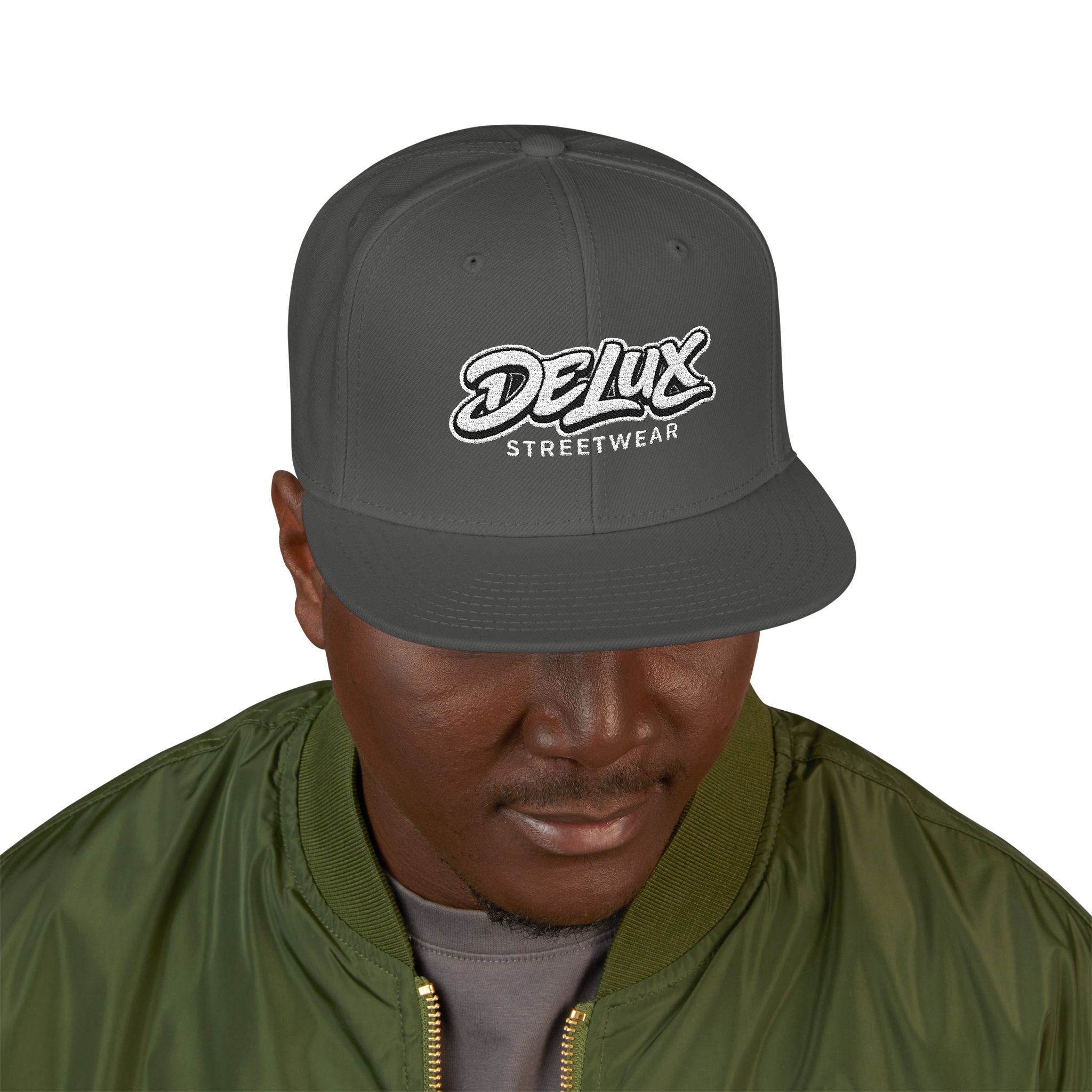Mens Embroidered 'Delux' Snapback Cap – Streetwear Flat-Brim Hat