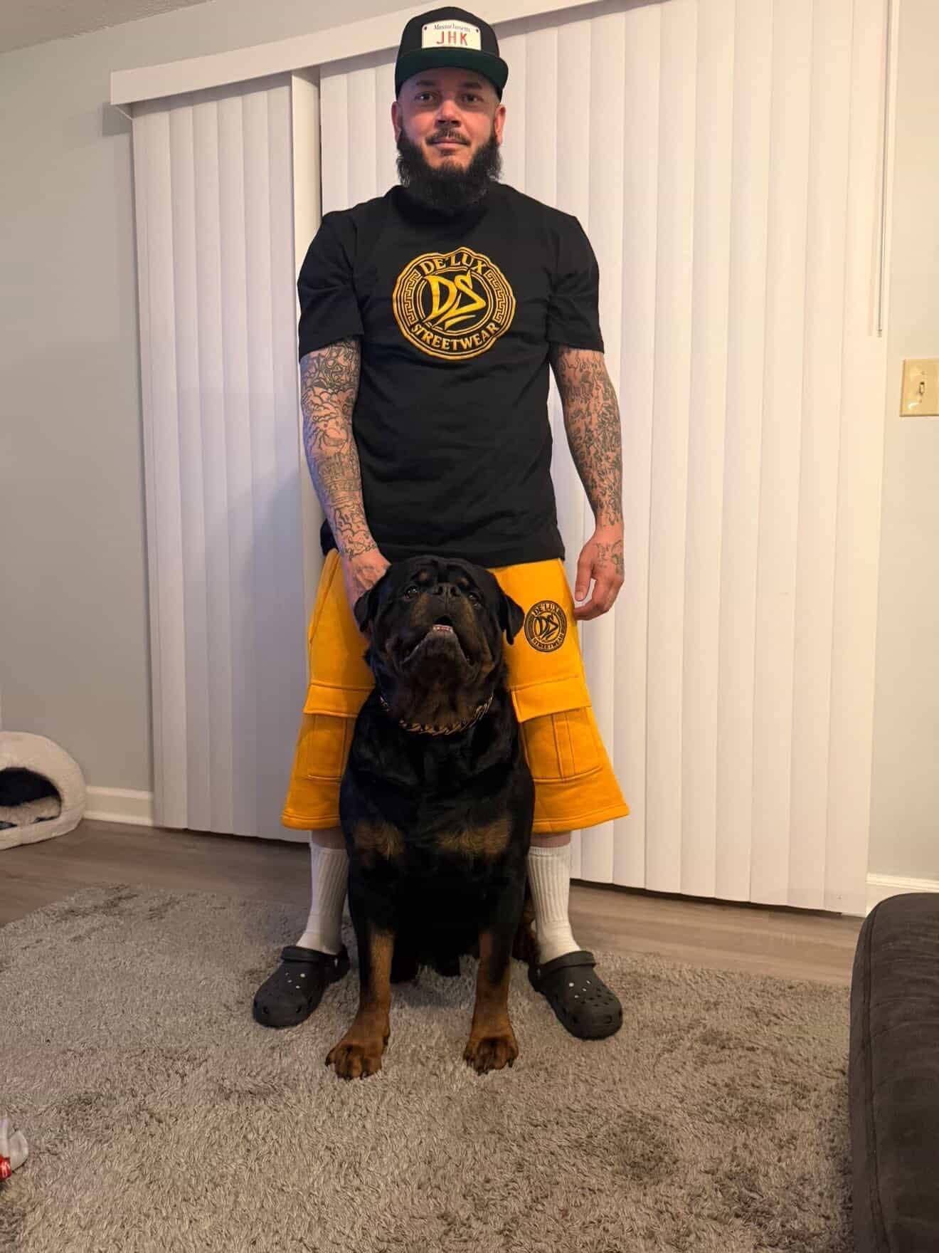 DE’LUX Streetwear Black/Yellow T-Shirt